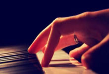 “不敢”赢强队，国足何谈世界杯！.